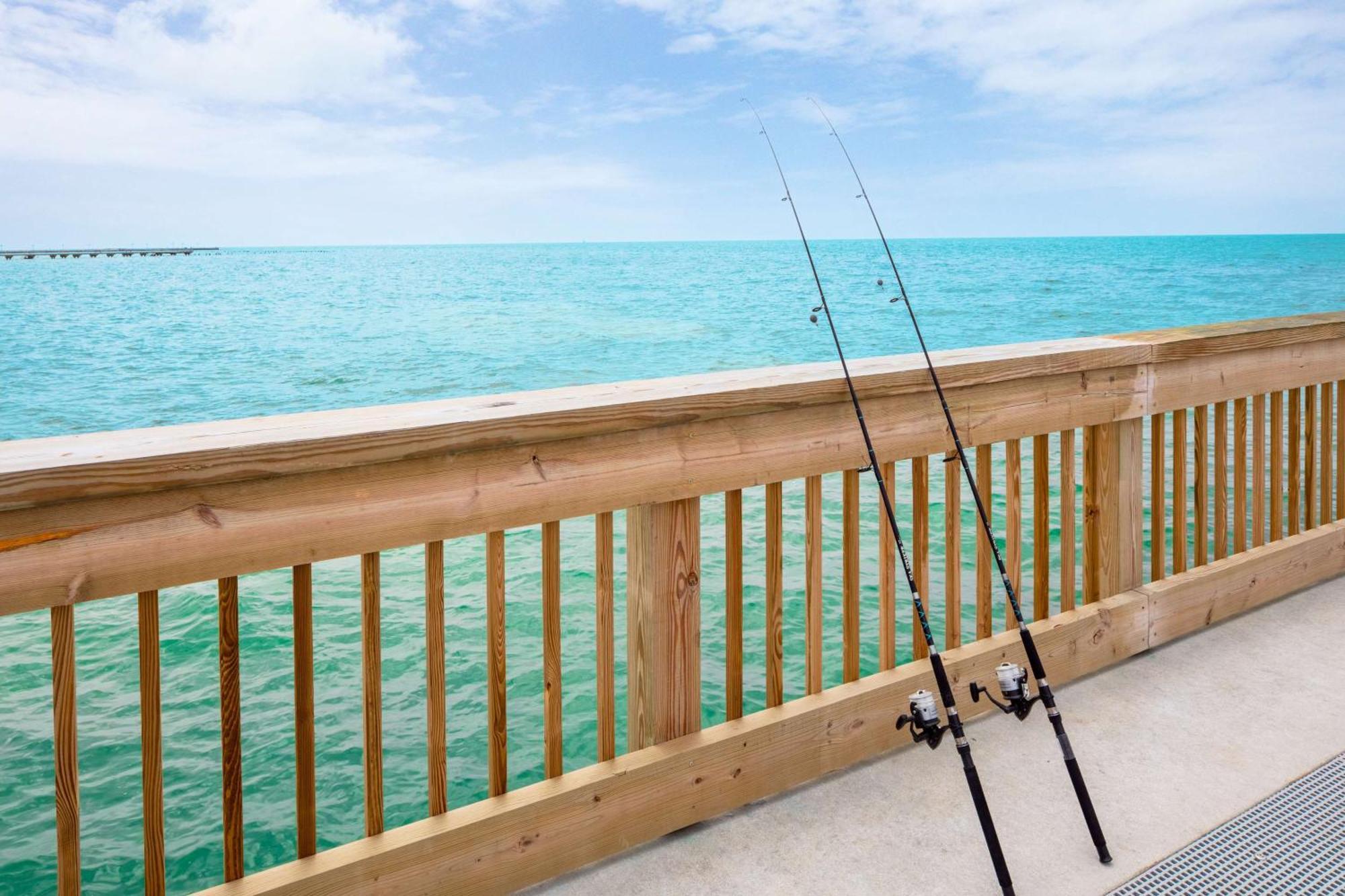 Отель Casa Marina Key West, Curio Collection By Hilton Экстерьер фото